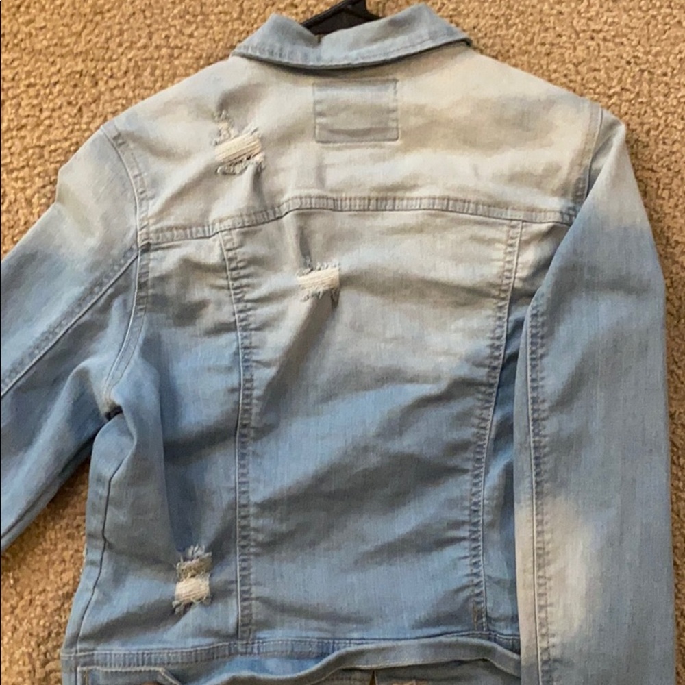 Jean jacket - Picture 2 of 3
